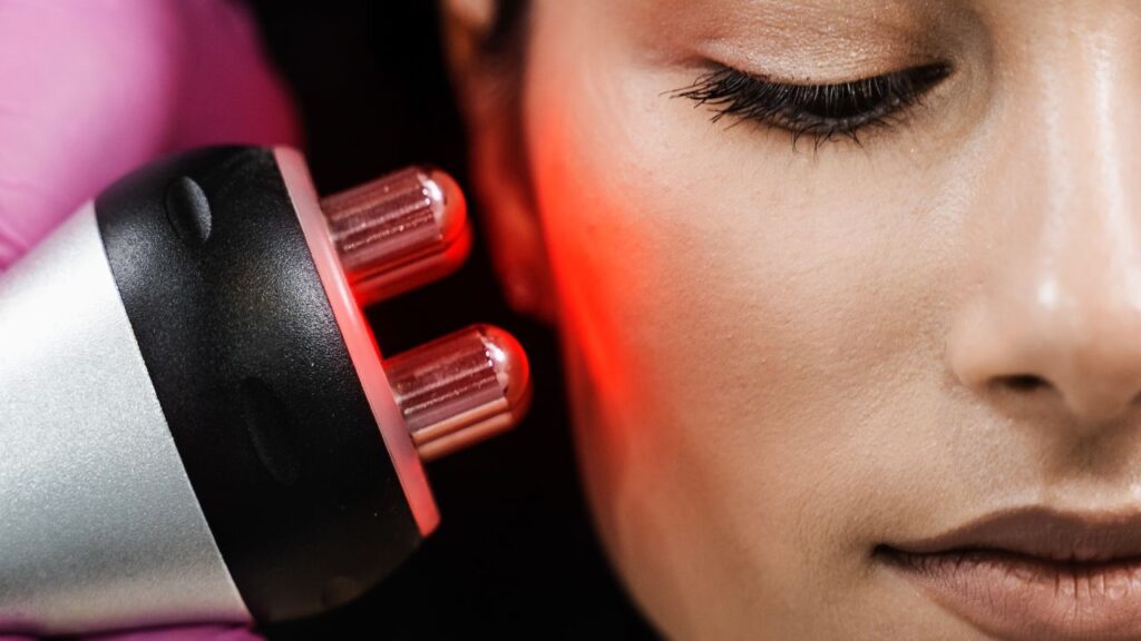 Fala radiowa 3 DEEP + RF – nowoczesne technologie ujędrniania skóry